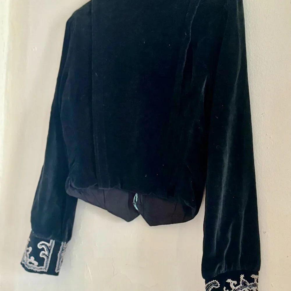 Vintage Bohemian Black Cropped  Velvet Embroidered Beaded Jacket Size S - Picture 3 of 11